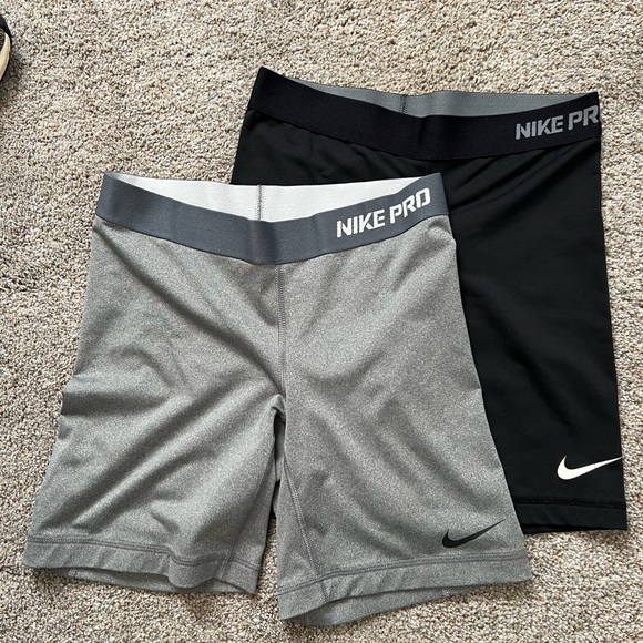 Nike Pants - Nike Pro athletic shorts